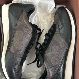 Women’s Coach Rebecca Sneakers
